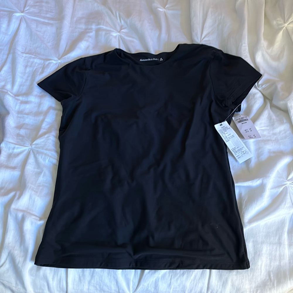 NWT Abercrombie and Fitch black shirt